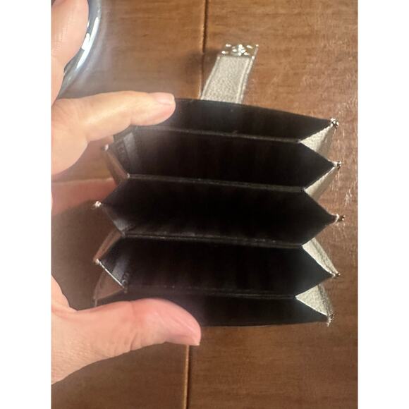 Victoria's Secret Accordion Studded Cardholder Wallet Women's EUC 69 - Picture 3 of 3